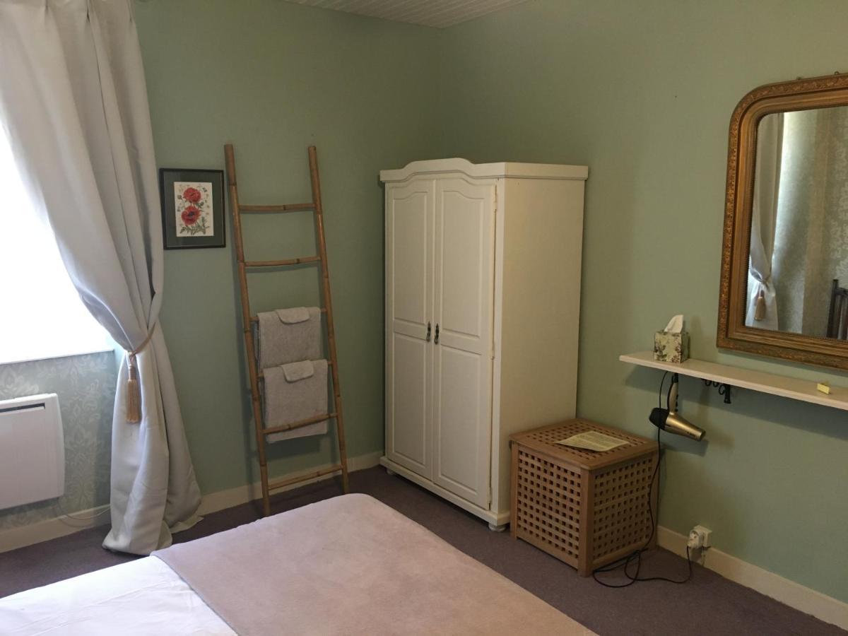 Maison La Roche Chambre D'Hotes Le Vigeant 외부 사진